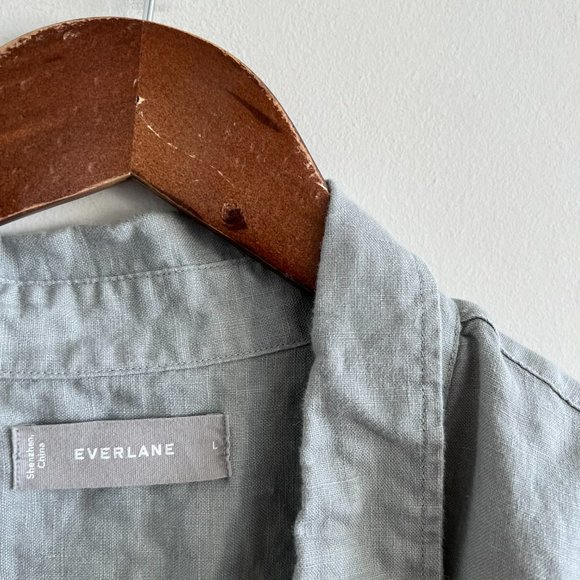Everlane 100% Linen Short Sleeve Button Down Shirt, Size: Large, Color: Gray - Picture 2 of 7